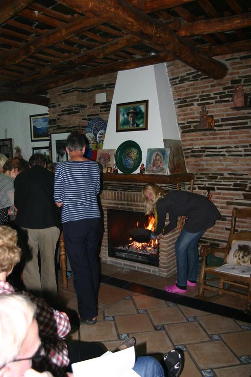 Hostal Rural Las Terrazas De La Alpujarra Bubion Exterior photo