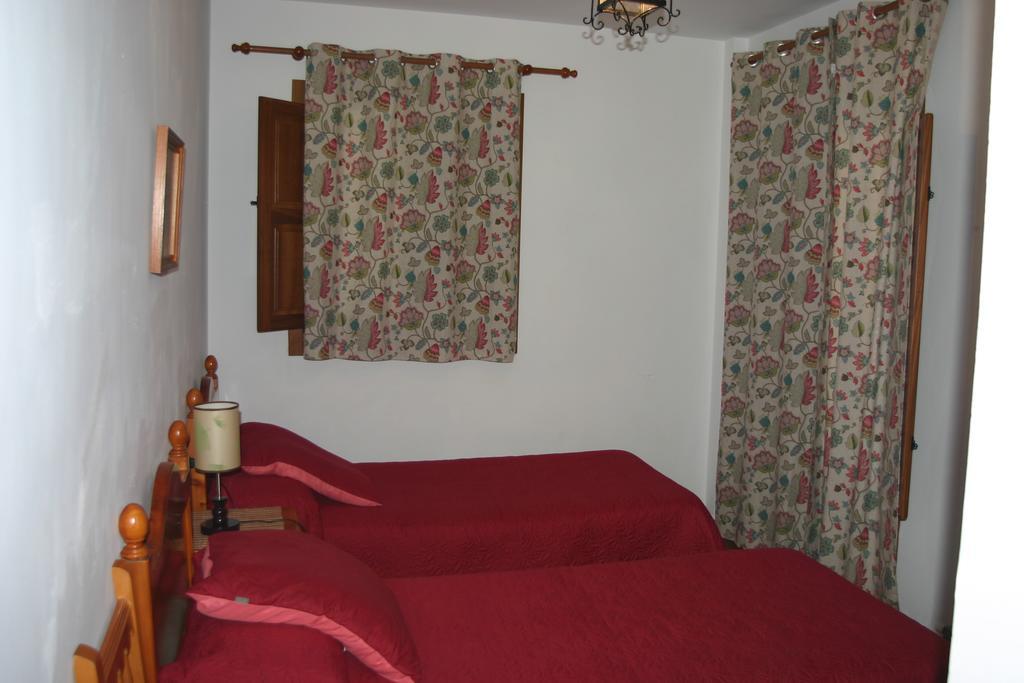 Hostal Rural Las Terrazas De La Alpujarra Bubion Exterior photo
