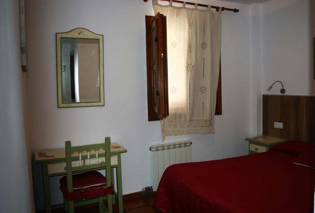Hostal Rural Las Terrazas De La Alpujarra Bubion Exterior photo