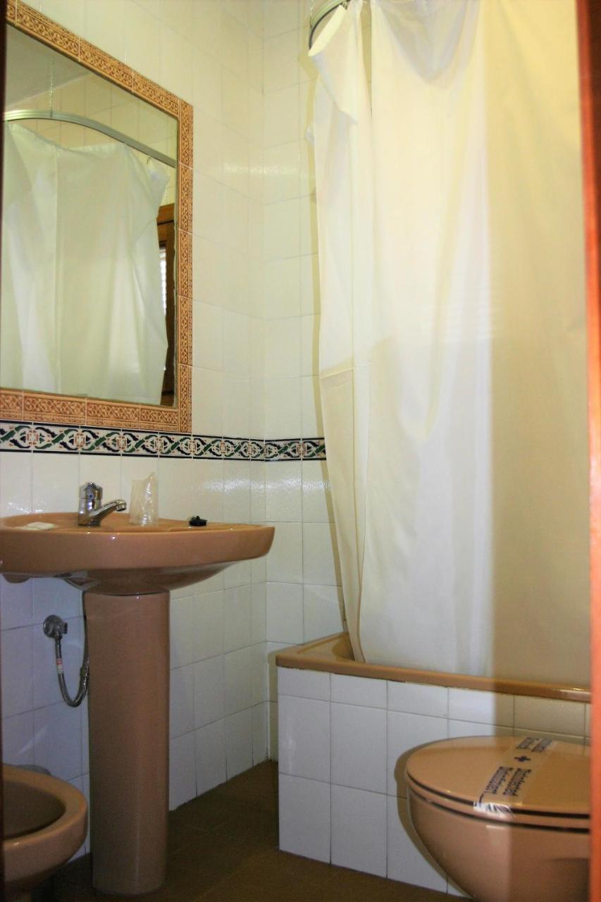 Hostal Rural Las Terrazas De La Alpujarra Bubion Exterior photo
